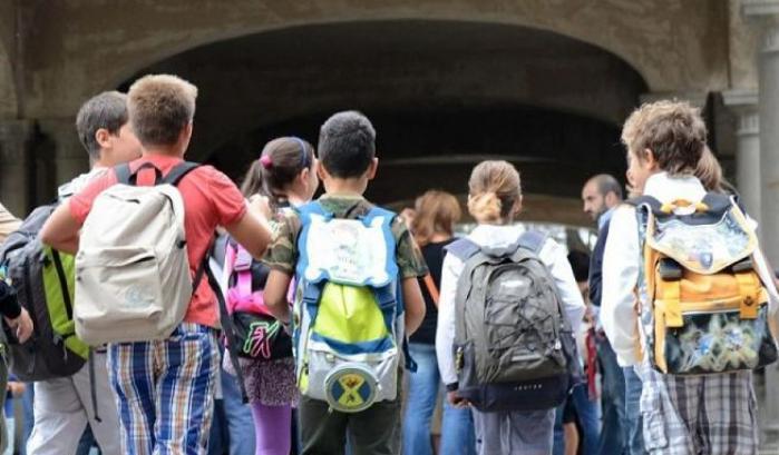 Scuola | Codacons: sale la spesa fino al 15%, per uno zaino griffato anche più di 200 euro