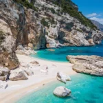 Sardegna | Turismo spinge l’economia, numeri superiori al pre Covid