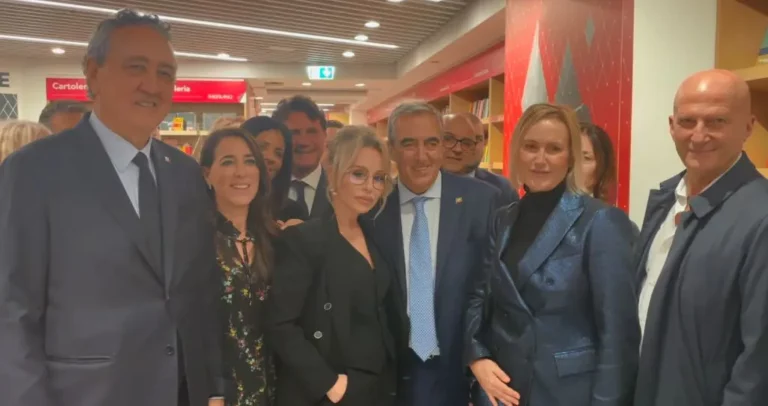 Mondadori inaugura una nuova libreria a Roma, Marina Berlusconi “Hanno un ruolo sociale”