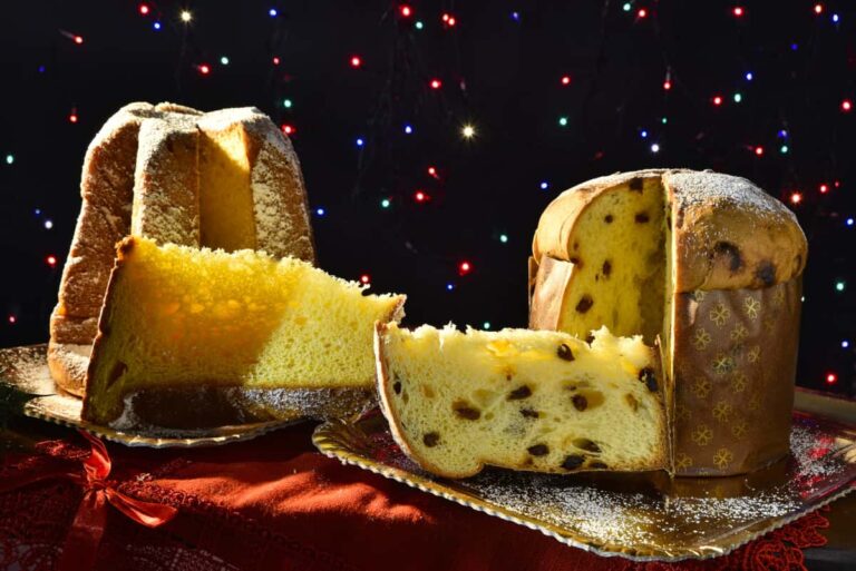 Rincari Natalizi: Aumenti per panettone e torrone