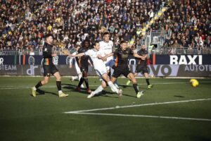 L’Inter vince a Venezia 1-0, decisivo Darmian